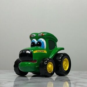 John Deere ERTL Character Tractor Toy Green Cartoon Farm Vehicle Model 2741 WY00